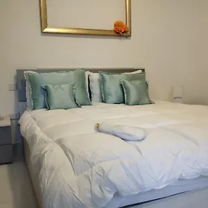 Pearl Apartament